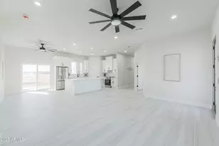 43363 W Carefree Pl, Maricopa, AZ 85138 - Photo 9