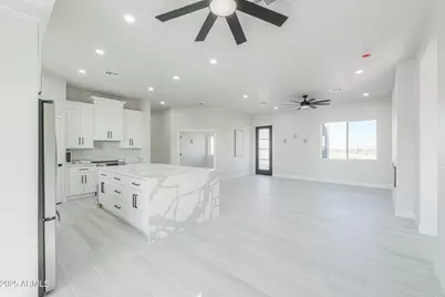 43363 W Carefree Place, Maricopa, AZ 85138 - Photo 15