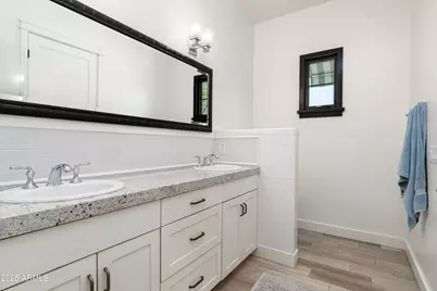 4901 E Amelia Avenue, Phoenix, AZ 85018 - Photo 25