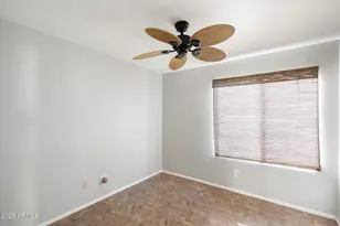 18820 N 35th Way, Phoenix, AZ 85050 - Photo 11