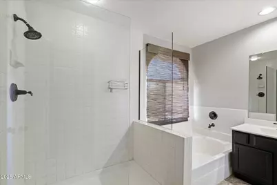 18820 N 35th Way, Phoenix, AZ 85050 - Photo 15