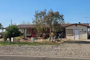 32234 S Center St, Wittmann, AZ 85361 - Photo 3