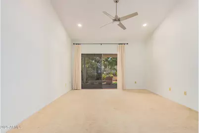 816 E Forest Hills Drive, Phoenix, AZ 85022 - Photo 13