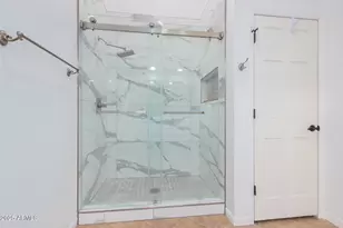 816 E Forest Hills Dr, Phoenix, AZ 85022 - Photo 17