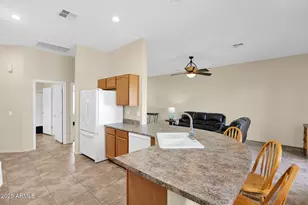 25 S Quinn Cir, Mesa, AZ 85206 - Photo 9