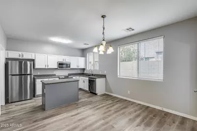 17602 W Mandalay Lane, Surprise, AZ 85388 - Photo 3