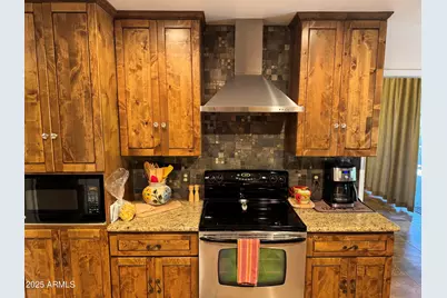 1009 N Villa Nueva Drive, Litchfield Park, AZ 85340 - Photo 11