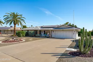 18415 N 97th Dr, Sun City, AZ 85373 - Photo 1