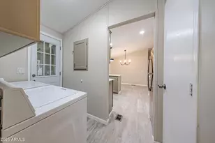 3901 E Pinnacle Peak Rd, Phoenix, AZ 85050 - Photo 23