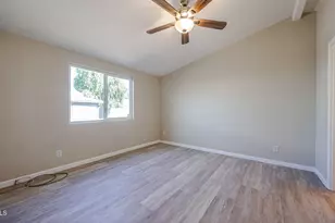 3901 E Pinnacle Peak Rd, Phoenix, AZ 85050 - Photo 13