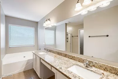 1824 W Lydia Lane, Phoenix, AZ 85041 - Photo 31