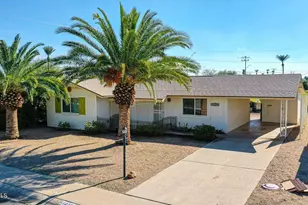 10701 W El Dorado Dr, Sun City, AZ 85351 - Photo 3