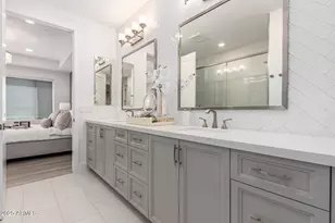 5250 E Deer Valley Dr, Phoenix, AZ 85054 - Photo 17