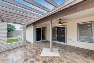 10841 N 39th Dr, Phoenix, AZ 85029 - Photo 37