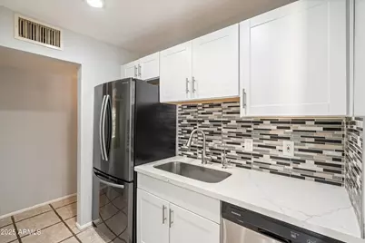 8216 N 9th Street, Phoenix, AZ 85020 - Photo 9