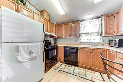 17200 W Bell Road #1693, Surprise, AZ 85374 - Photo 11