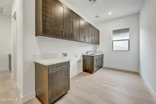 33424 N Chevelon Dr, Peoria, AZ 85383 - Photo 13