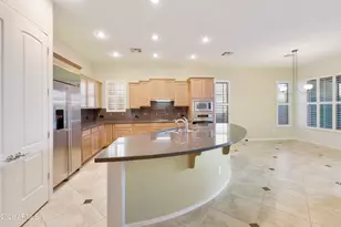 4460 E Carob Dr, Gilbert, AZ 85298 - Photo 9