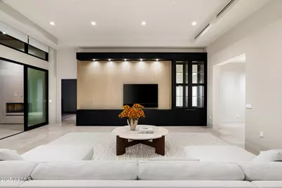 6587 N Palmeraie Boulevard #3010, Paradise Valley, AZ 85253 - Photo 3