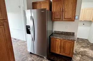 8601 N 103rd Ave, Peoria, AZ 85345 - Photo 5