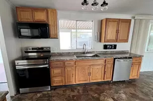 8601 N 103rd Ave, Peoria, AZ 85345 - Photo 3