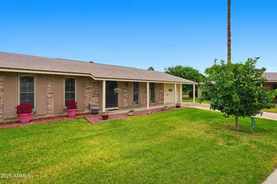 9219 N 107th Drive, Sun City, AZ 85351 - Photo 1