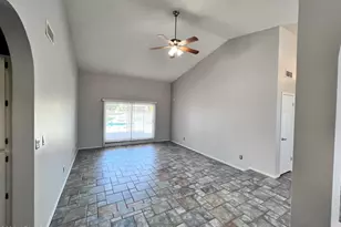 6933 W Sack Dr, Glendale, AZ 85308 - Photo 7