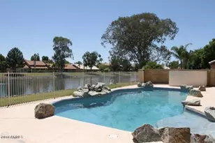 6933 W Sack Dr, Glendale, AZ 85308 - Photo 15