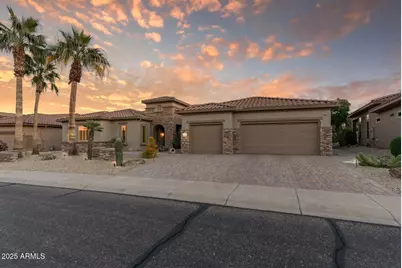 17173 W Mahogany Way, Surprise, AZ 85387 - Photo 5