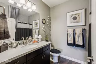 2425 W Bronco Butte Trl, Phoenix, AZ 85085 - Photo 17