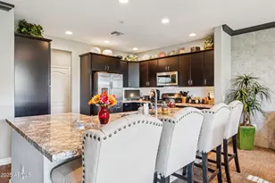 2425 W Bronco Butte Trl, Phoenix, AZ 85085 - Photo 7