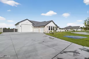 22218 E Misty Ct, Queen Creek, AZ 85142 - Photo 9