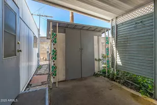 16225 N Cave Creek Rd, Phoenix, AZ 85032 - Photo 17