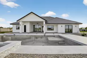 22226 E Misty Ct, Queen Creek, AZ 85142 - Photo 59