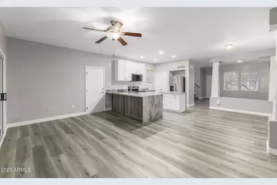 3006 W Ferruccio Place, Phoenix, AZ 85086 - Photo 13