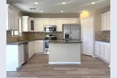 3545 E Crescent Way, Gilbert, AZ 85298 - Photo 9