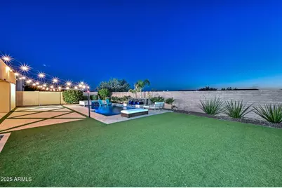 11719 W Dove Wing Way, Peoria, AZ 85383 - Photo 13