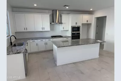 2454 W Maximo Way, Phoenix, AZ 85085 - Photo 3