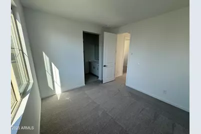 2454 W Maximo Way, Phoenix, AZ 85085 - Photo 23