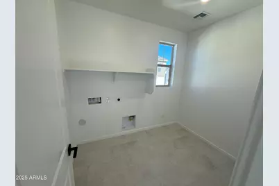 2454 W Maximo Way, Phoenix, AZ 85085 - Photo 9