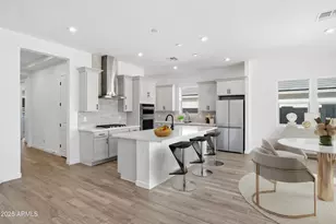 10309 S 20th Ln, Phoenix, AZ 85041 - Photo 5