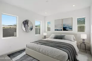 10309 S 20th Ln, Phoenix, AZ 85041 - Photo 11