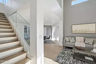 1709 E Gelding Drive, Phoenix, AZ 85022 - Photo 15