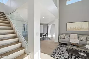 1709 E Gelding Dr, Phoenix, AZ 85022 - Photo 15