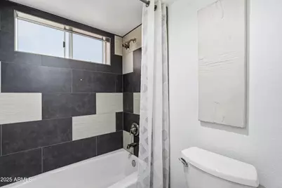 1709 E Gelding Drive, Phoenix, AZ 85022 - Photo 43