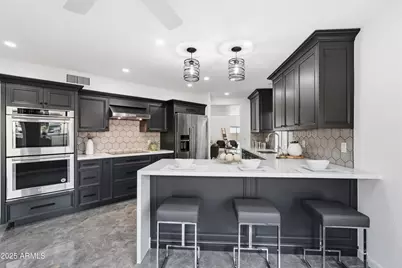 1709 E Gelding Drive, Phoenix, AZ 85022 - Photo 23