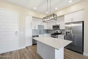 7300 E Earll Dr, Scottsdale, AZ 85251 - Photo 5