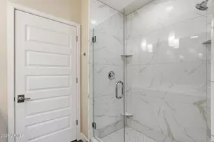 7300 E Earll Dr, Scottsdale, AZ 85251 - Photo 15