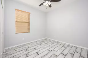 8221 W Atlantis Wy, Phoenix, AZ 85043 - Photo 9