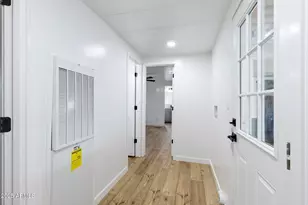 245 S 56th St, Mesa, AZ 85206 - Photo 27